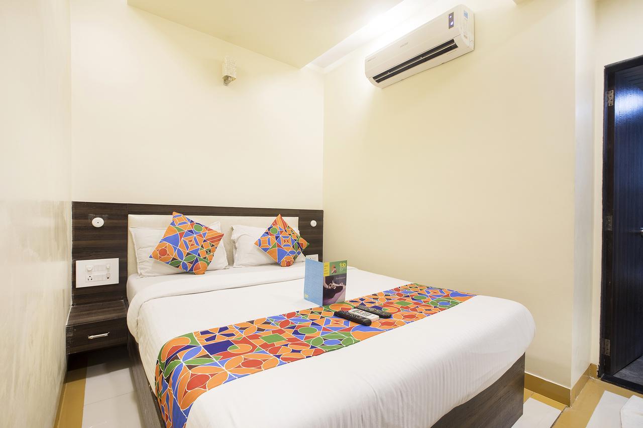 Hotel Fabexpress Time Square à Thane Extérieur photo