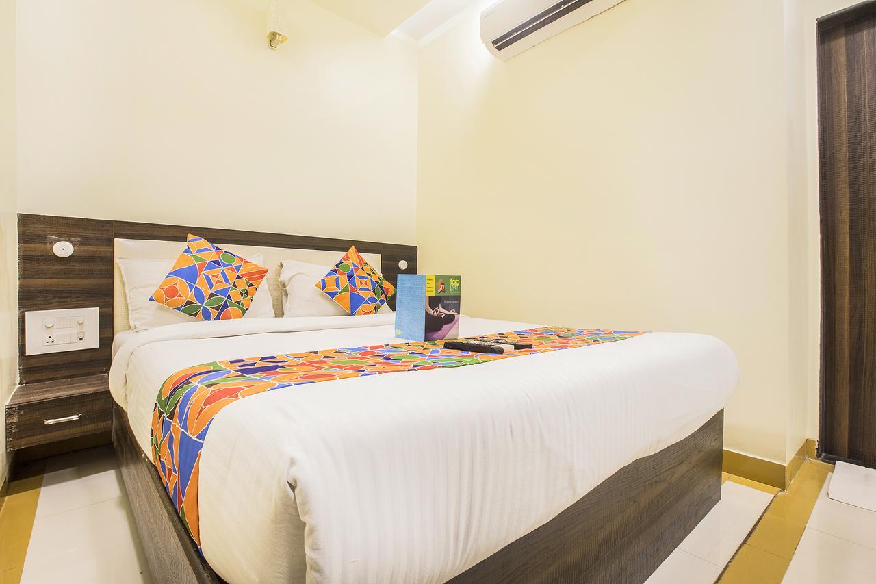 Hotel Fabexpress Time Square à Thane Extérieur photo