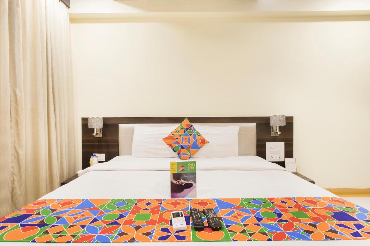 Hotel Fabexpress Time Square à Thane Extérieur photo