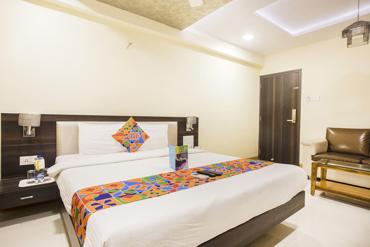 Hotel Fabexpress Time Square à Thane Extérieur photo