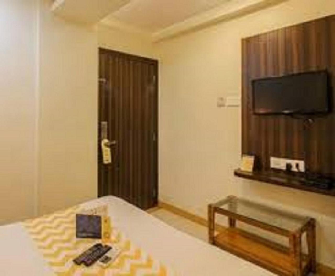 Hotel Fabexpress Time Square à Thane Extérieur photo