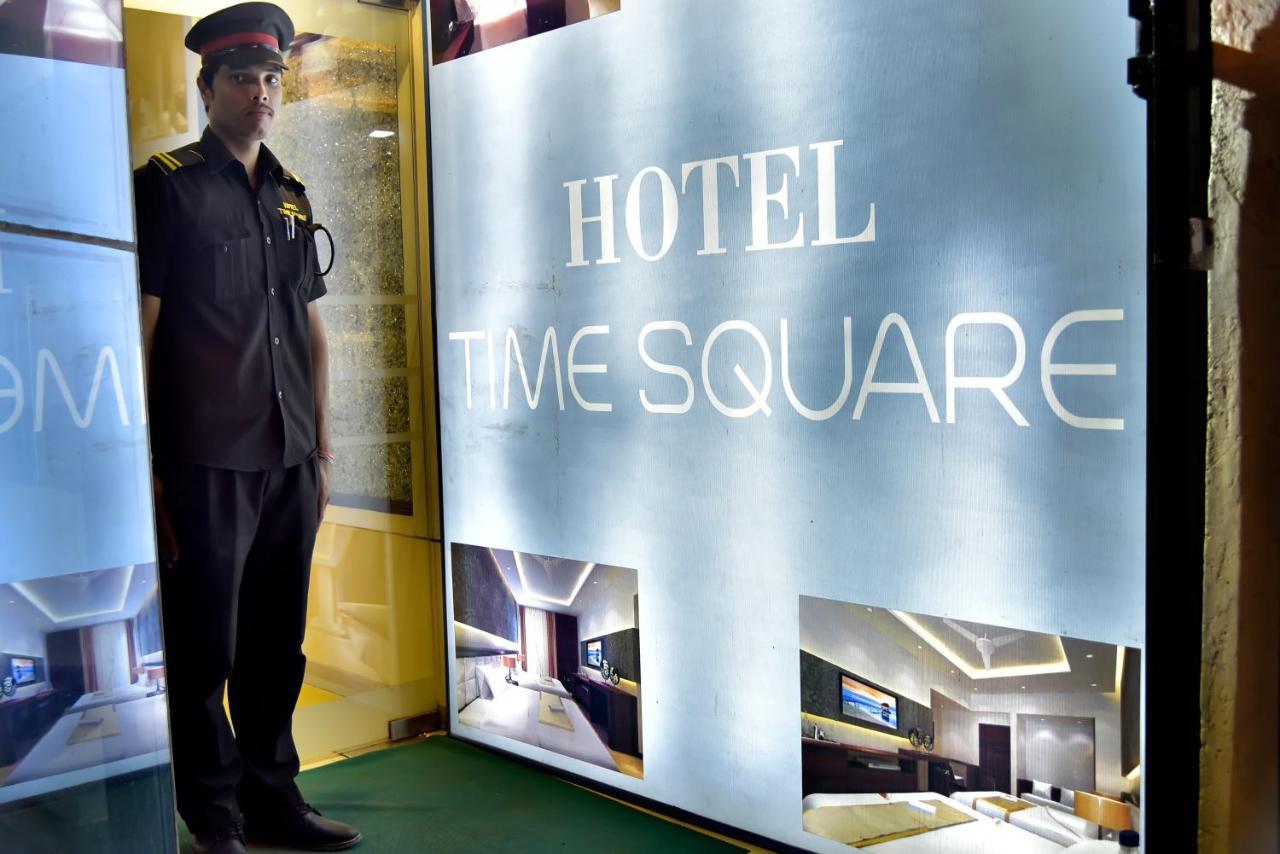 Hotel Fabexpress Time Square à Thane Extérieur photo