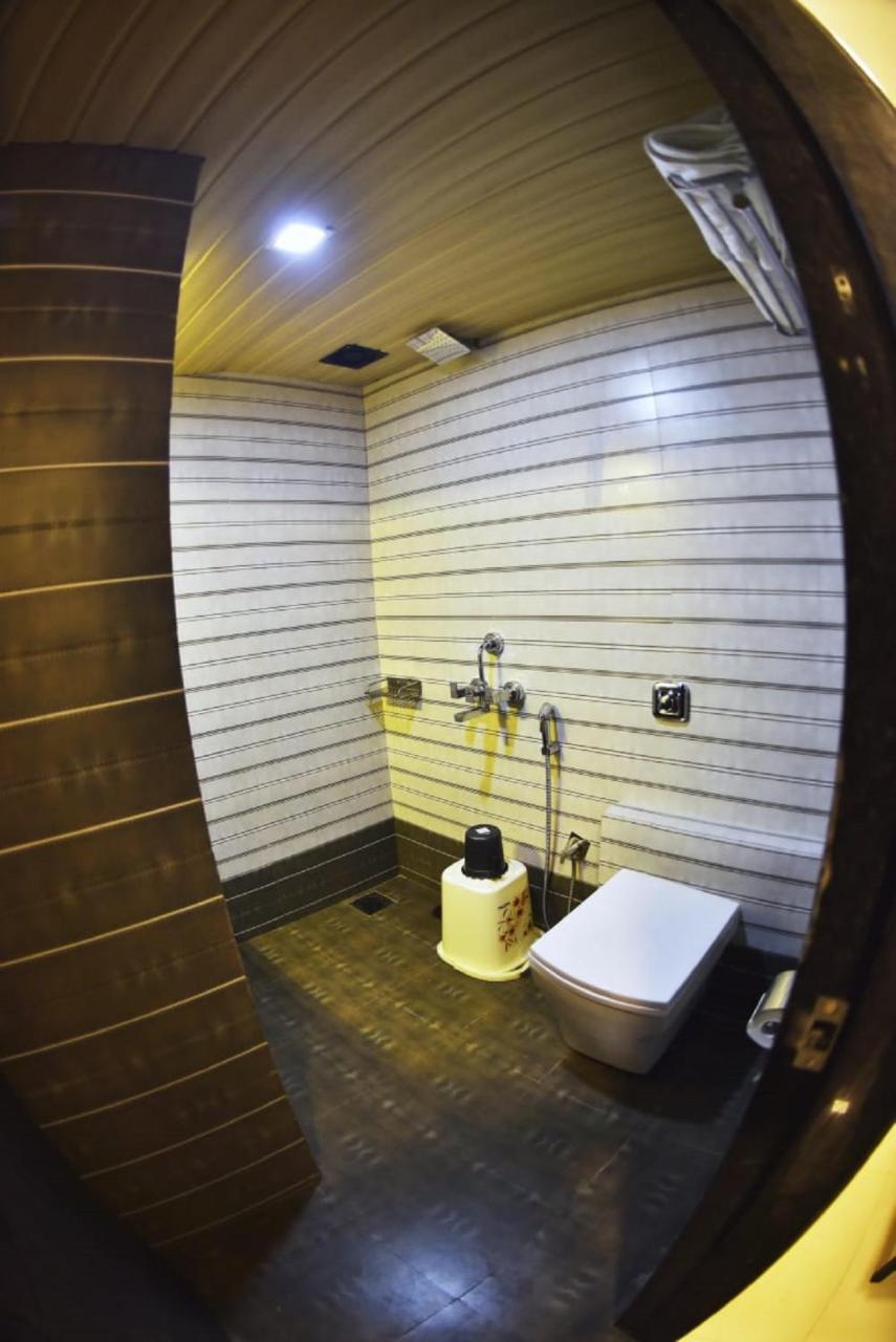 Hotel Fabexpress Time Square à Thane Extérieur photo