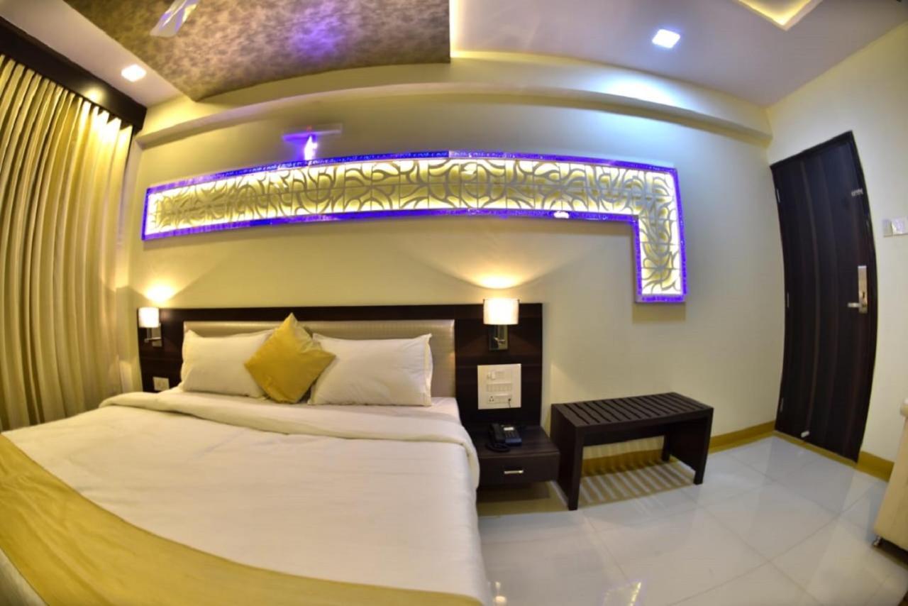 Hotel Fabexpress Time Square à Thane Extérieur photo