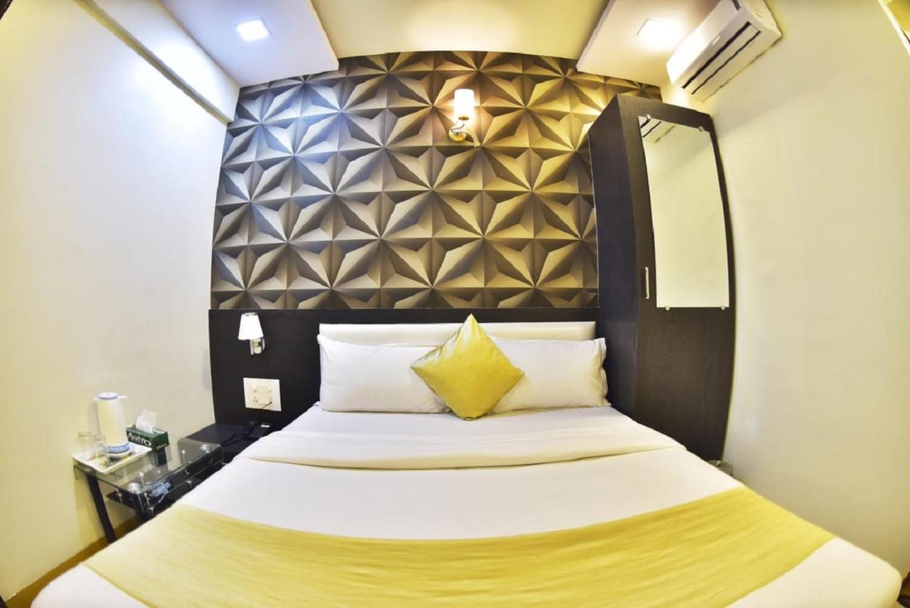 Hotel Fabexpress Time Square à Thane Extérieur photo